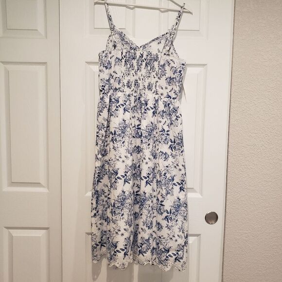 BEYOND THE RADAR WOMEN'S FLORAL SLEEVELESS MIDI DRESS Size M - Picture 10 of 14